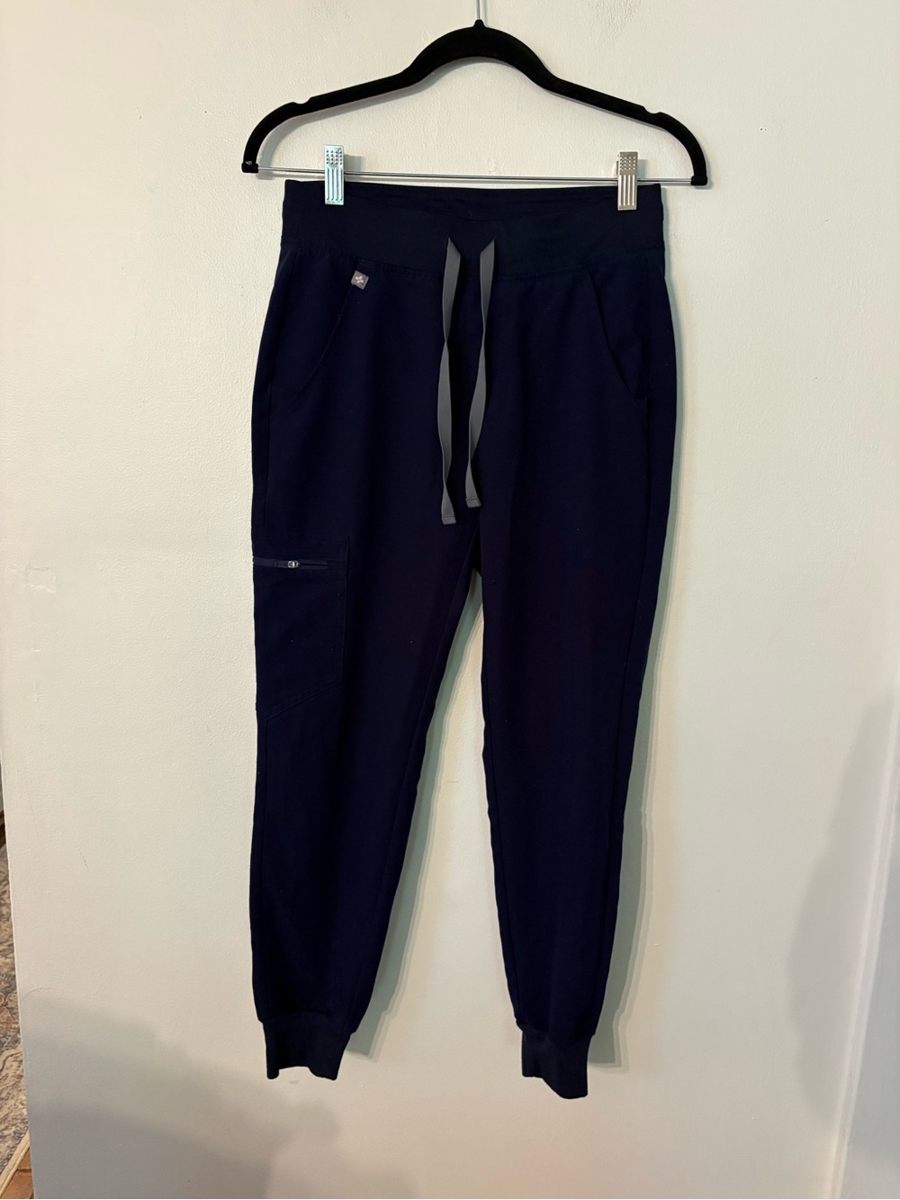 Figs women’s scrub bottoms. Extra small, never worn.